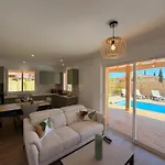 Cala Corsa: Luxury 4-bedroom With Heated Private Pool *