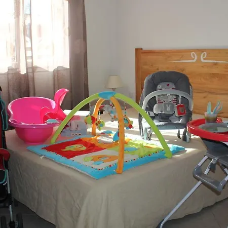 Cala Corsa: Luxury 4-bedroom With Heated Private Pool Holiday home