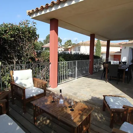 Cala Corsa: Luxury 4-bedroom With Heated Private Pool Holiday home