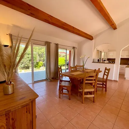 Cala Corsa: Luxury 4-bedroom With Heated Private Pool *