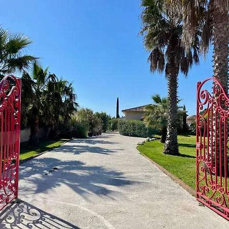 Cala Corsa: Luxury 4-bedroom With Heated Private Pool Holiday home