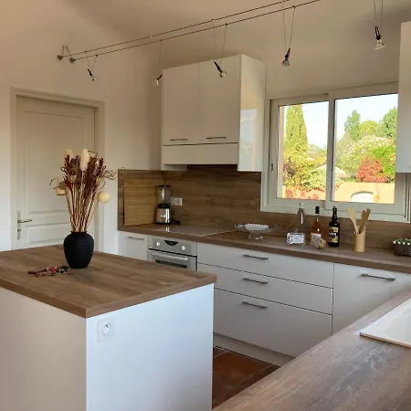Cala Corsa: Luxury 4-bedroom With Heated Private Pool * Lecci