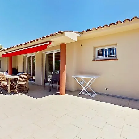 Cala Corsa: Luxury 4-bedroom With Heated Private Pool Holiday home Lecci