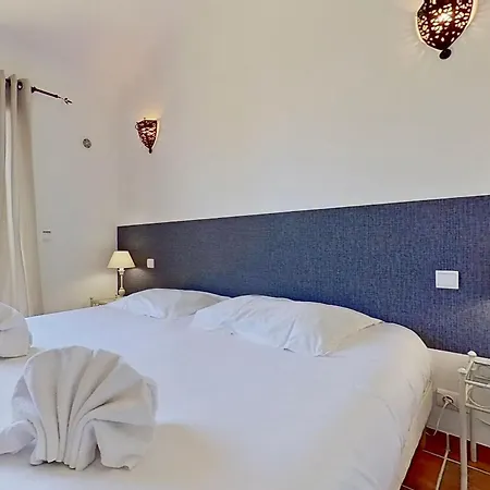 Cala Corsica - 5 Etoiles T5 Piscine Privee - T4 Piscine Privee Chauffee - T3 Piscine Partagee - Internet Fibre - Entierement Climatisee A De Porto-vecchio Cala Rossa