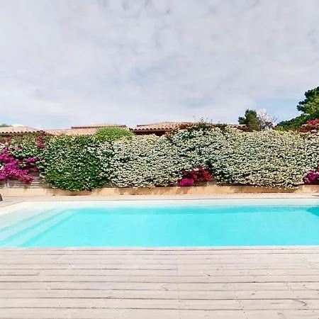 Prázdninový dům Cala Corsica - 5 Etoiles T5 Piscine Privee - T4 Piscine Privee Chauffee - T3 Piscine Partagee - Internet Fibre - Entierement Climatisee A De Porto-vecchio Cala Rossa