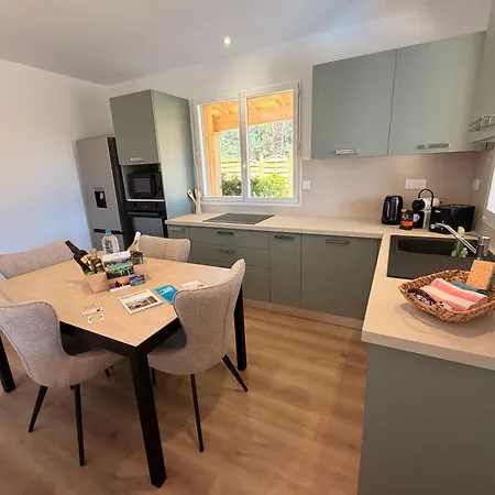 Dom wakacyjny Cala Corsica - 5 Etoiles T5 Piscine Privee - T4 Piscine Privee Chauffee - T3 Piscine Partagee - Internet Fibre - Entierement Climatisee A De Porto-vecchio Cala Rossa *