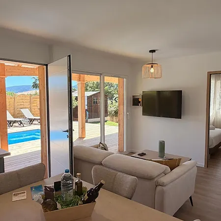 Dom wakacyjny Cala Corsica - 5 Etoiles T5 Piscine Privee - T4 Piscine Privee Chauffee - T3 Piscine Partagee - Internet Fibre - Entierement Climatisee A De Porto-vecchio Cala Rossa Lecci
