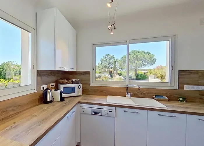 Cala Corsica - 5 Etoiles T5 Piscine Privee - T4 Piscine Privee Chauffee - T3 Piscine Partagee - Internet Fibre - Entierement Climatisee A De Porto-vecchio Cala Rossa بيت للعطل