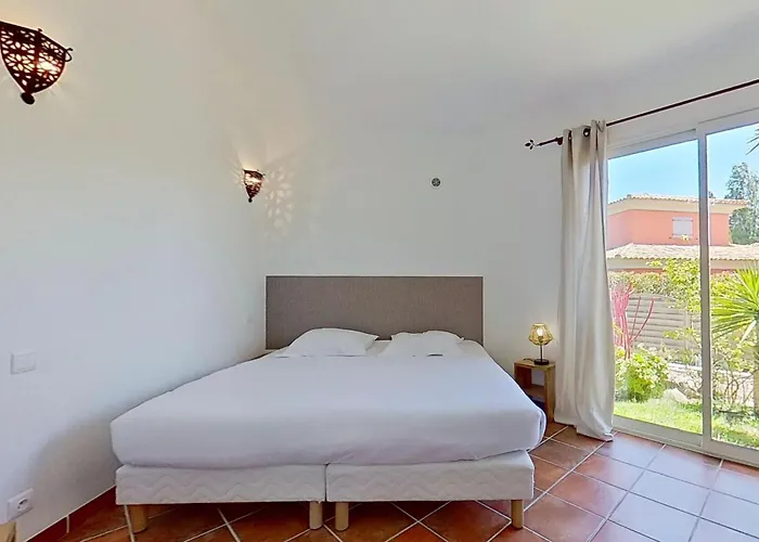 Cala Corsica - 5 Etoiles T5 Piscine Privee - T4 Piscine Privee Chauffee - T3 Piscine Partagee - Internet Fibre - Entierement Climatisee A De Porto-vecchio Cala Rossa بيت للعطل